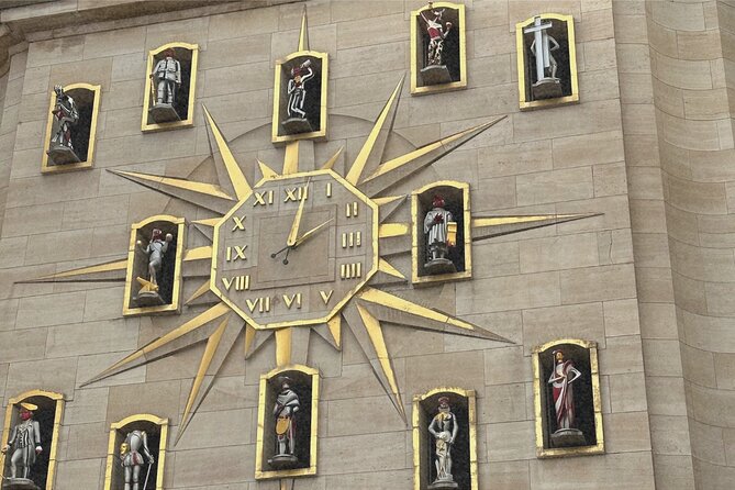A Self-Guided Tour of Brussels: From Medieval to Modern Times - Starting with royalty at the Royal Palace