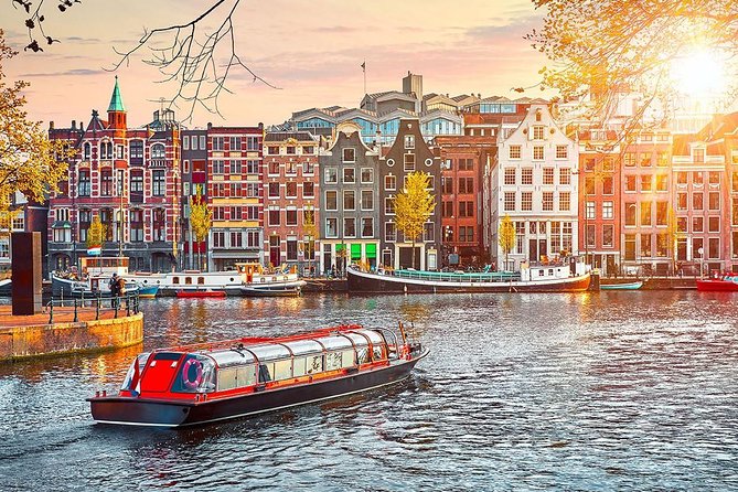 Amsterdam Day Trip from Brussels - Guides, languages, and the size of the group