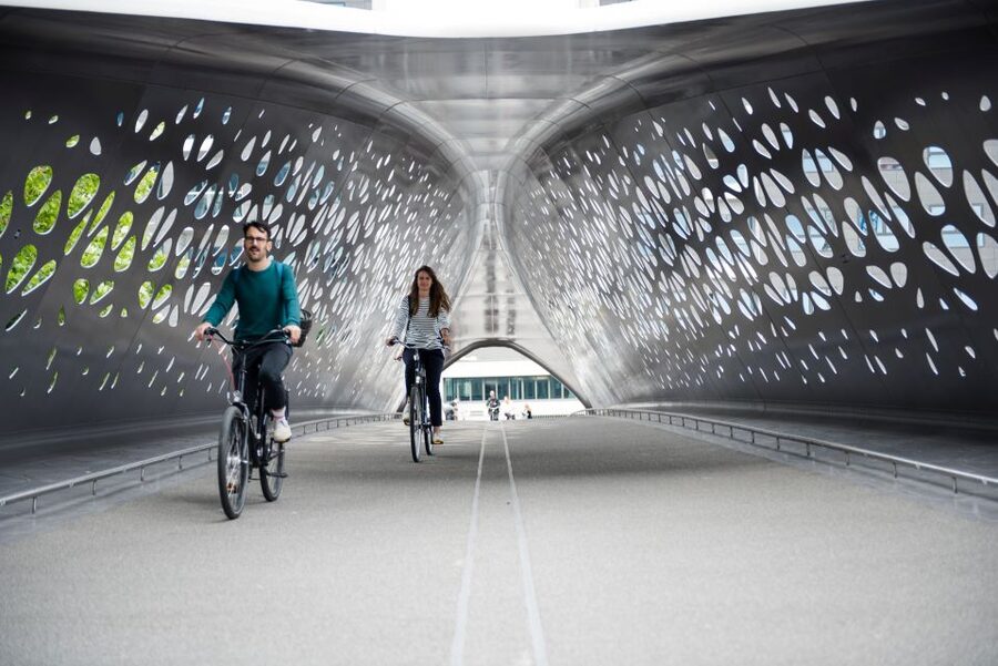 Antwerp: Guided Bike Tour - Why a bike is a smart way to see Antwerp