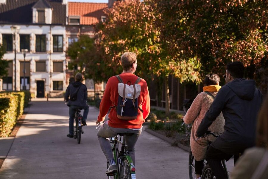 Antwerp: Guided Bike Tour - The Gothic center, Grote Markt, and the cathedral