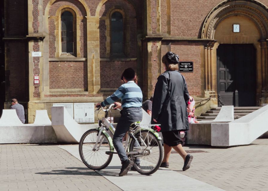 Antwerp: Jewish Neighbourhood Guided Walking Tour - Key points at a glance