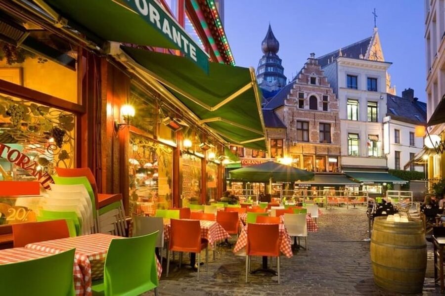 Antwerp: Must-See Attractions Private Walking Tour - Key points at a glance