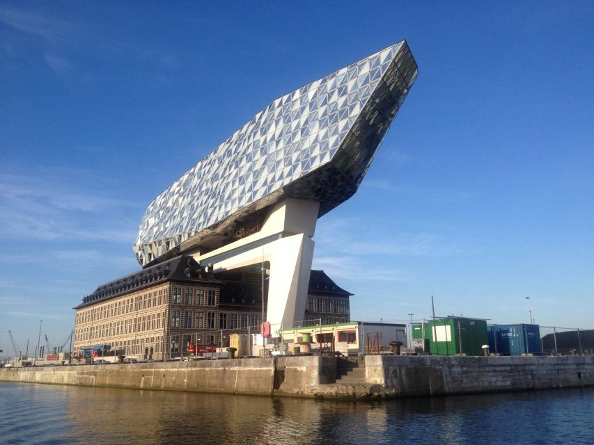 Antwerp: Private Old Harbour Boat Tour Incl. Drinks & Snacks - Small details that can improve the experience