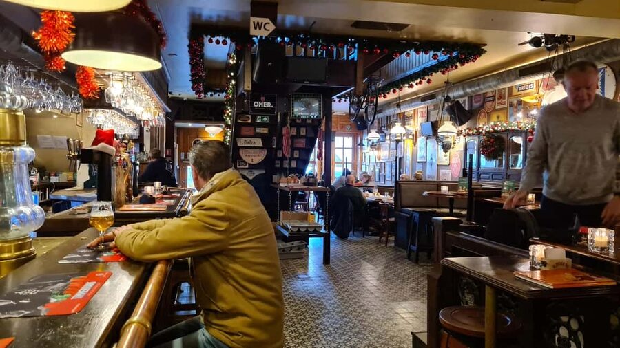 Antwerp: Pub Crawl in the Historical City - The price is only part of the budget