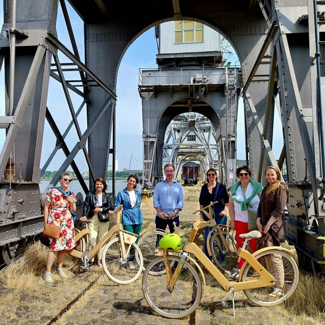 Antwerp: The Big 5 City Highlights by Wooden Bike - The old town, Cathedral, and Grote Markt