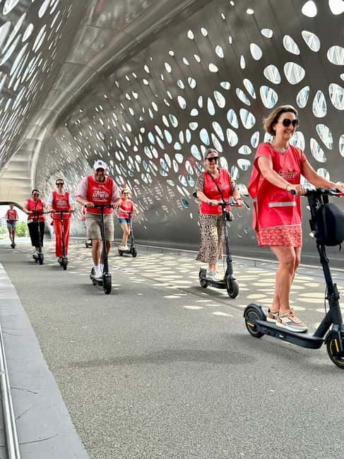 Antwerp: The Big Five City Highlights E-kickscooter Tour - Key points to know before you ride