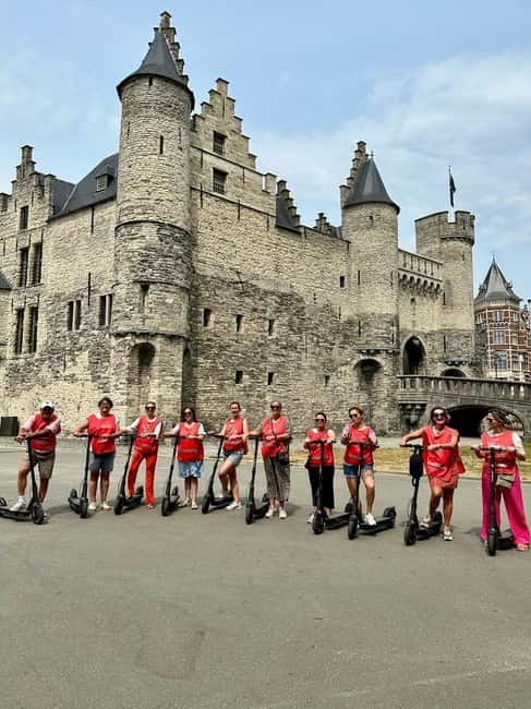 Antwerp: The Big Five City Highlights E-kickscooter Tour - Starting on Jezusstraat