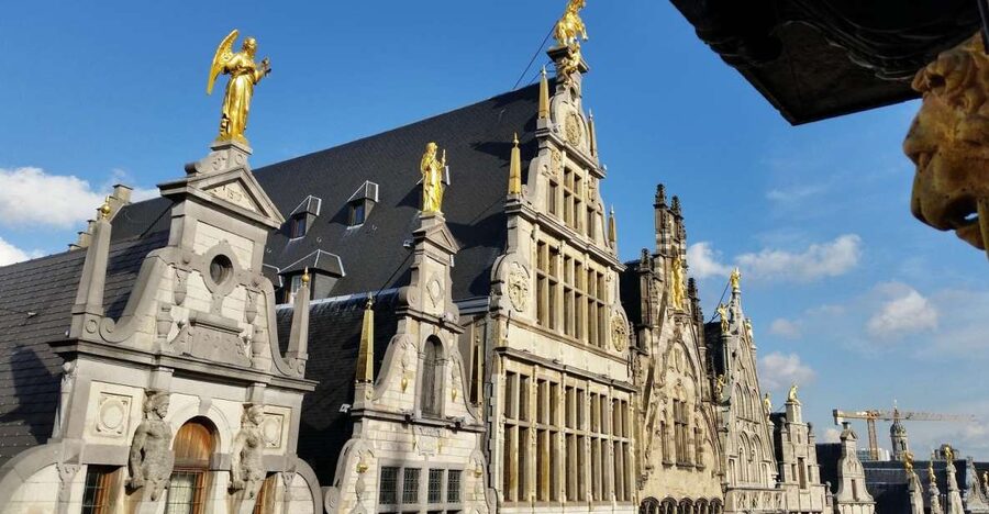Antwerp: Walking Tour from Steen to Central Station - Grote Markt and the city’s Golden Age
