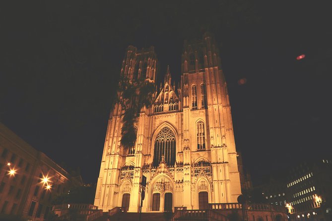 Architecture Tour of Brussels - Sablon, chocolate, and Notre Dame des Victoires