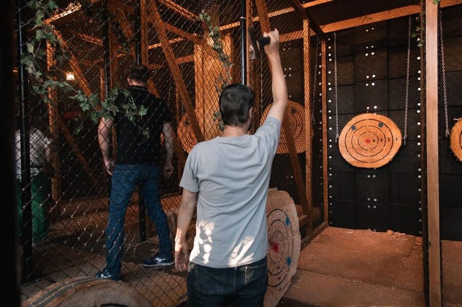 Axe Throwing Experience - From basic throws to trick shots