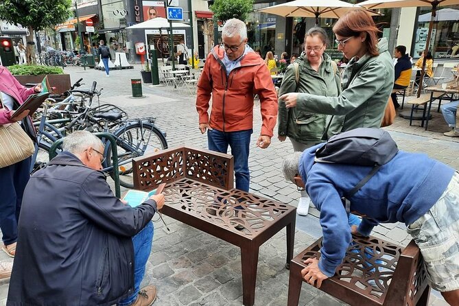 Beer Tasting and Scavenger Hunt in Brussels – About 3 Hours - Brussels sightseeing with a puzzle in hand