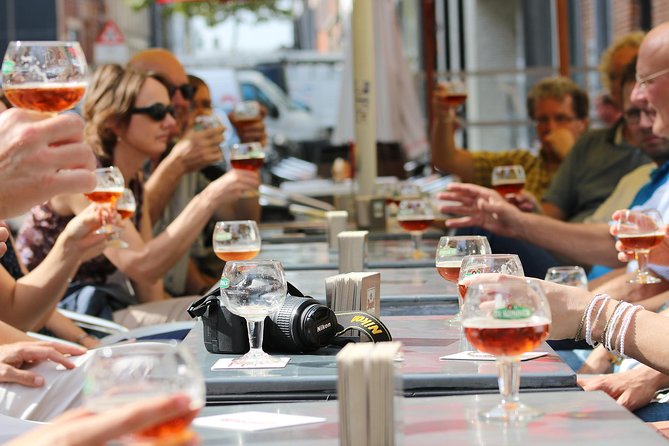 BeerWalk Antwerp (Dutch guide) - Highlander Cafe on One of Antwerp’s Fine Squares