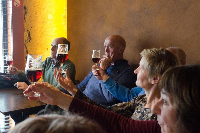 BeerWalk Bruges with Dutch Guide - Stop one: Bruges Beer Experience