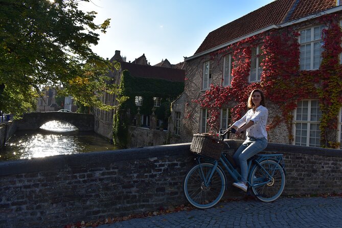 BikeTour Bruges & Damme in Spanish and English - Why this Bruges bike ride feels different