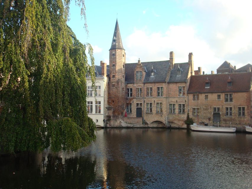 Bruges: 3-Hour Beer and Chocolate Tasting Private Tour - Choco-Story and the Long Journey of Cacao