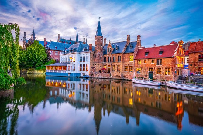 Bruges bus tour from Brussels - Walking, language, and group size