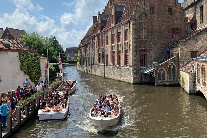Bruges by a Local: Exciting Stories, Mysteries, People and Choco - Rozenhoedkaai, the famous canal view