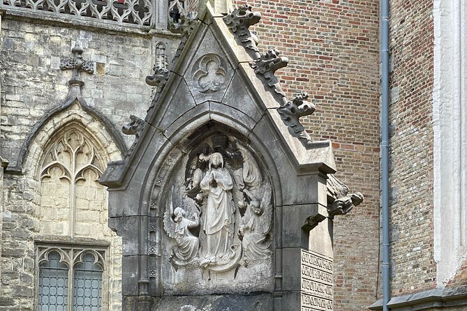Bruges by a Local: Exciting Stories, Mysteries, People and Choco - Gruuthuse, the Church of Our Lady and Sint-Janshospitaal