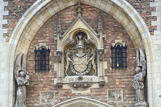 Bruges by a Local: Exciting Stories, Mysteries, People and Choco - Stoofstraat and the city’s odd street names