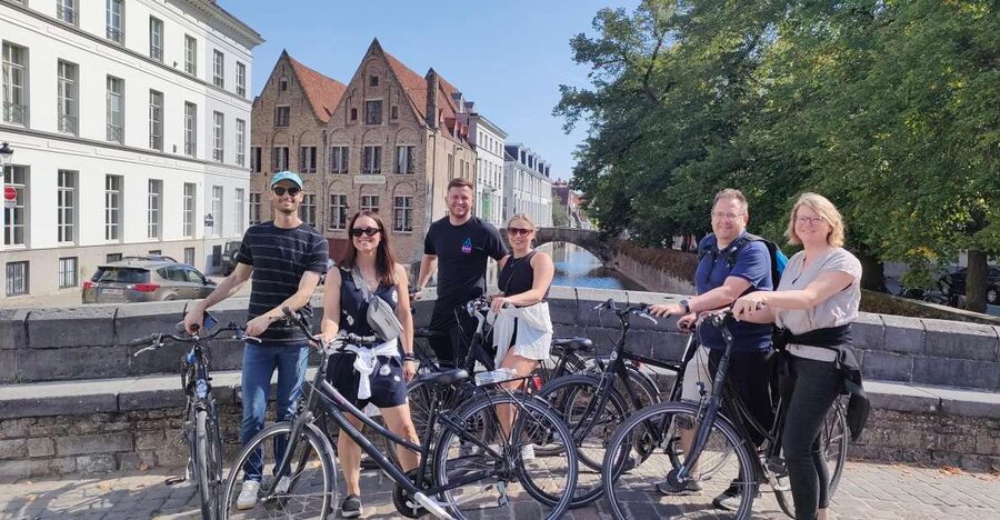 Bruges by bike with family and friends! - What the 2.5 hours feel like
