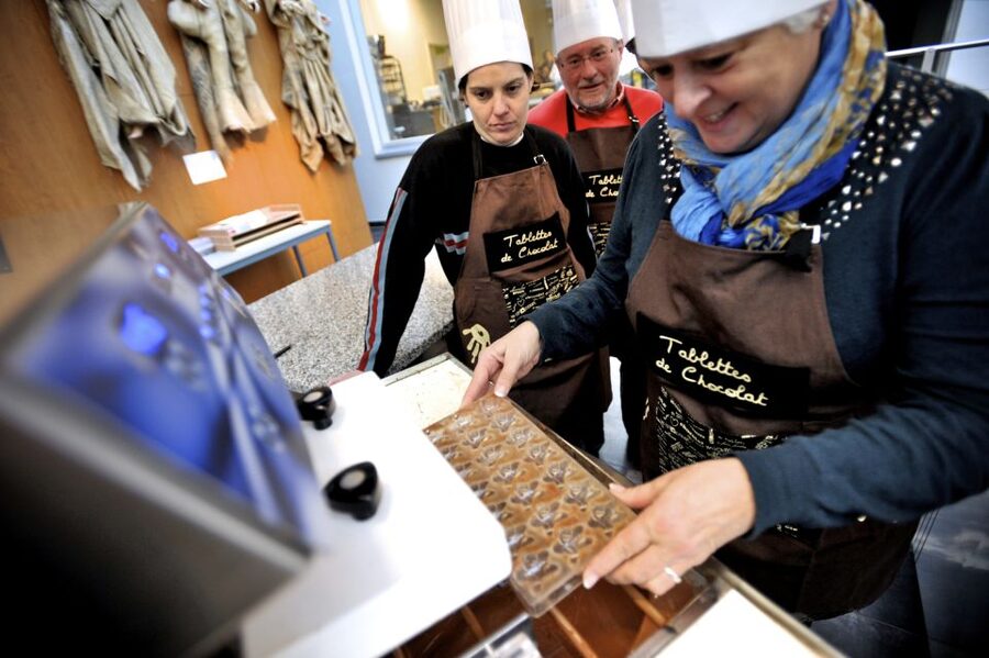 Bruges: Chocolate Making Workshop and Chocolate Museum Entry - Is $53 Per Person Good Value?