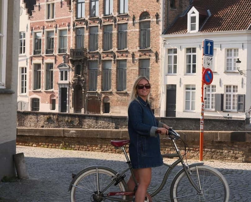 Bruges: City Bike Tour with a Local - Seeing Bruges through Frédérique’s local eyes