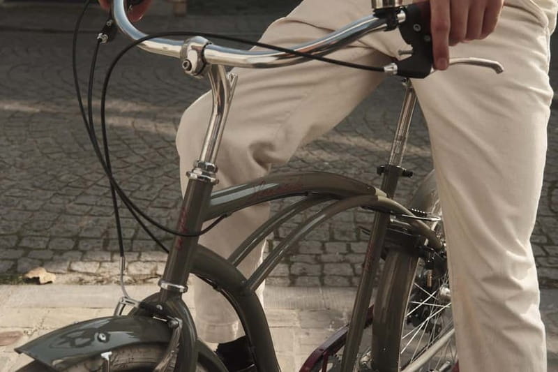 Bruges: City Bike Tour with a Local - Cruising Bruges by bike instead of walking