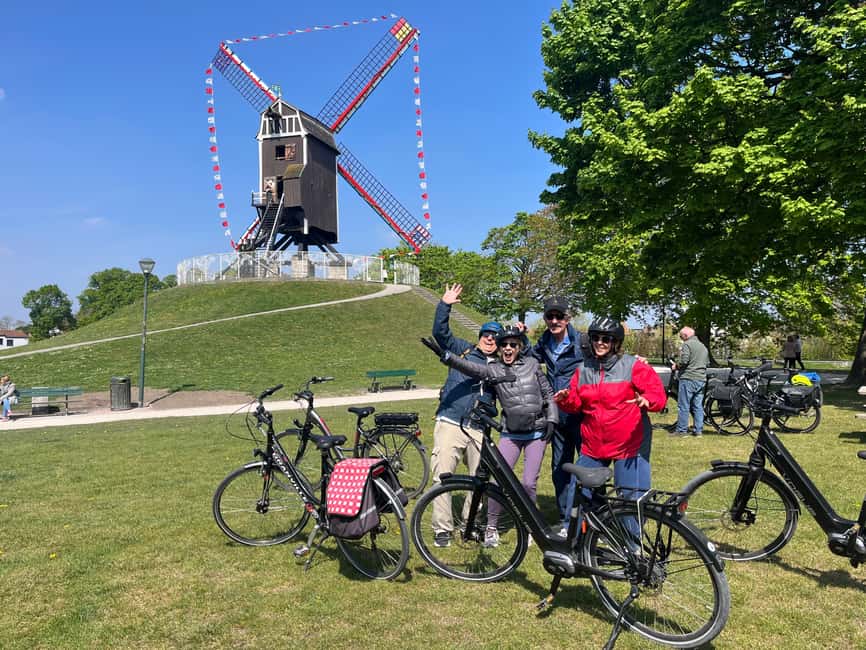 Bruges: City Highlights Bike Tour - The Beguinage offers a quieter change of pace