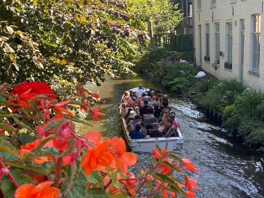 Bruges Guided Walking Tour: Stories, Mysteries and People - Stoofstraat and the 300 Madonnas