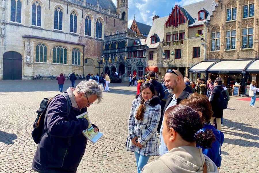Bruges Highlights, Boat, Beer, Chocolate Day trip from Paris - Lunch from 1:00 to 2:15 p.m.