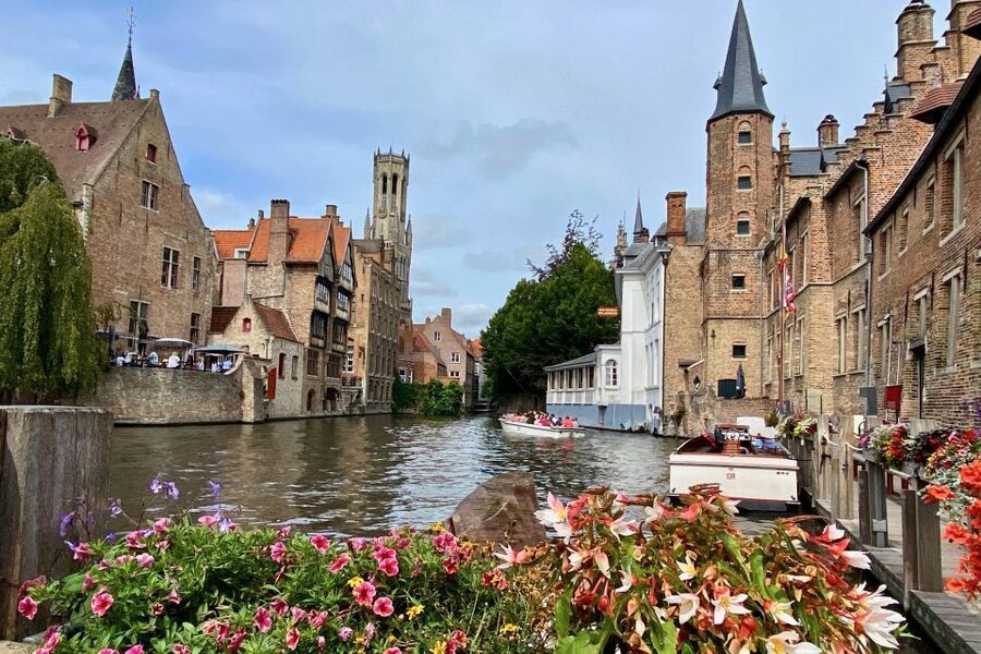 Bruges Highlights, Boat, Beer, Chocolate Day trip from Paris - Chocolate at Choco Story