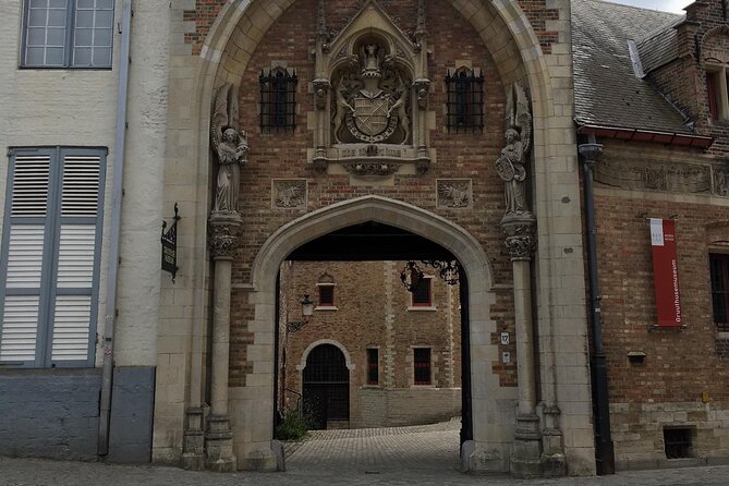 Bruges’ Legends and Hidden Treasures: A Self-Guided Audio Tour - The Beguinage and Lake of Love