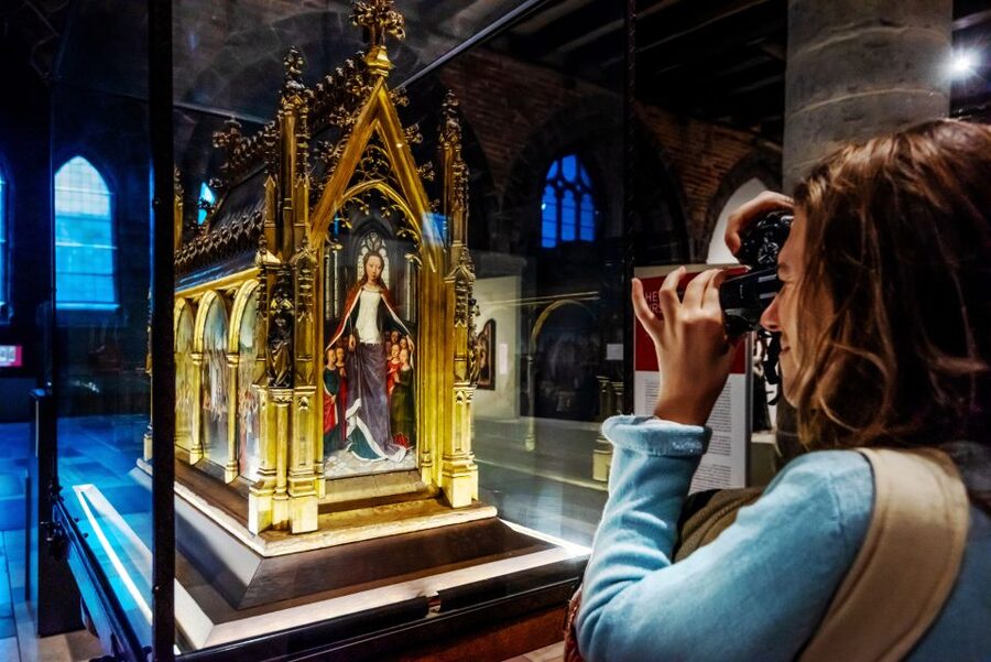 Bruges: Musea Brugge Card with Entry to 11 Museums - Try the smaller museums you might skip