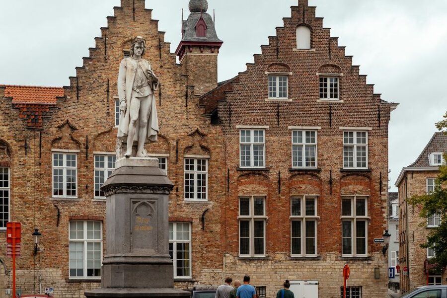 Bruges: Private Tour with Locals – Highlights & Hidden Gems - De Halve Maan and the local side of Bruges