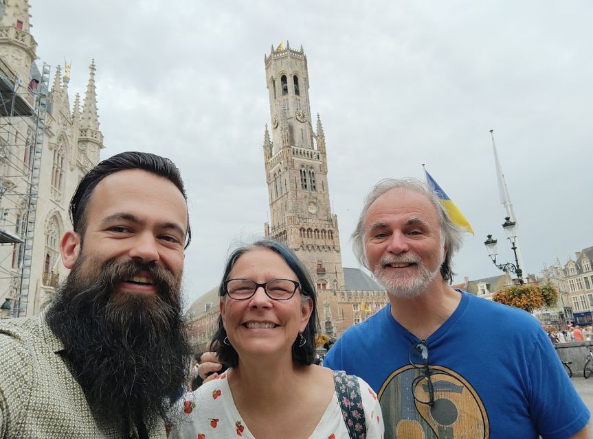 Bruges; private walking tour with the Beardbarian - A closer look at the route from the basilica to Markt