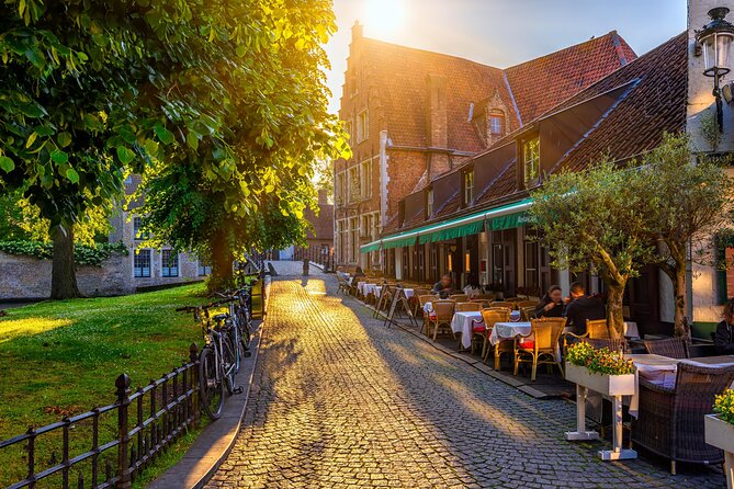 Bruges Tour with Canal Cruise from Zeebrugge Cruise Port - Free time around the Markt