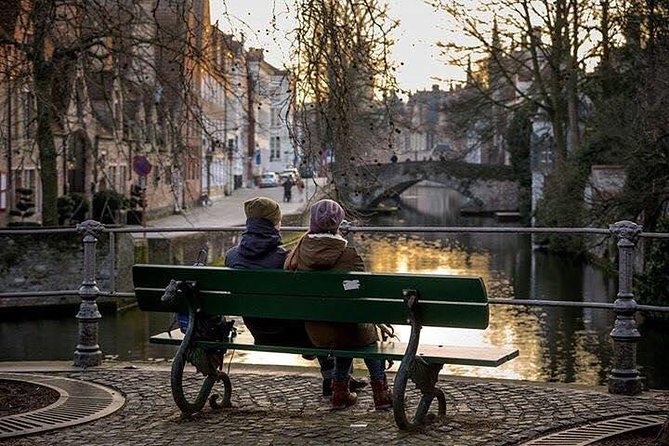 Bruges Uncovered: Historic Walking Tour & Canal Boat Experience - Why this Bruges route works well
