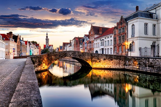 Bruges Walking Tour - Chocolate, beer, and medieval houses