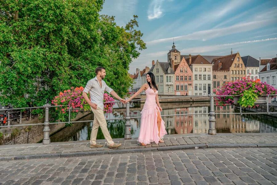 Bruges : Your private 1 hour photoshoot in the medieval city - Why Bruges works so well for photographs