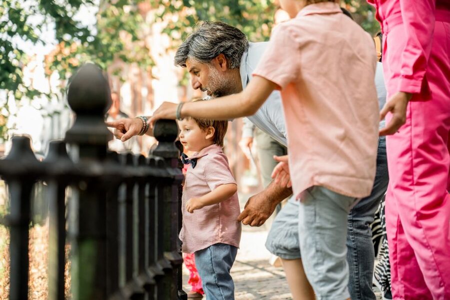 Bruges : Your private 30min. photoshoot in the medieval city - Is $235 good value for a group of five?