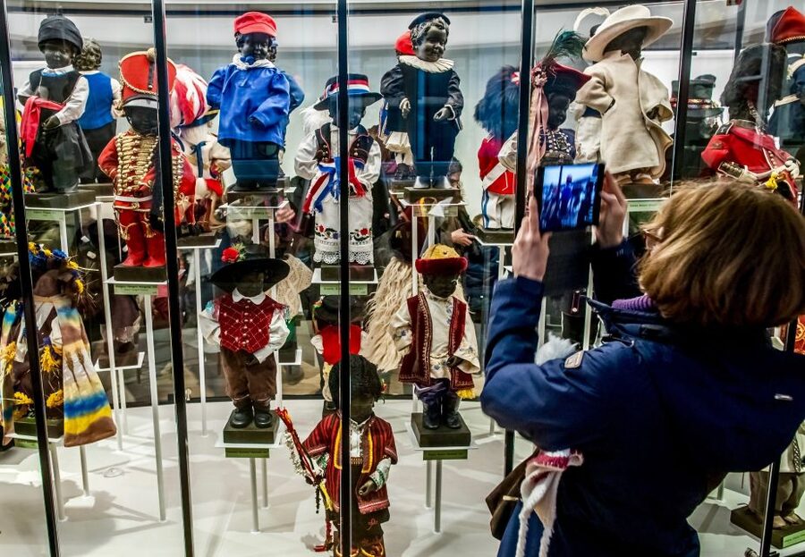 Brussels: 48 Museums, Atomium, and Discounts Card - Historic houses, old defenses, and local stories