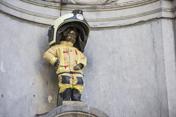Brussels All In Tour : Belgian food, chocolate, beer, sightseeing - Beer, tavern atmosphere, and Belgian drinking culture