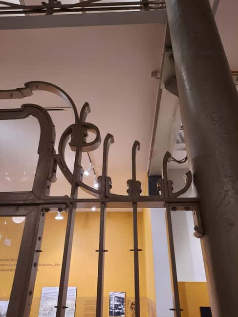 Brussels: Art Nouveau Walking Tour with a Local Guide - Ixelles, where the route opens up