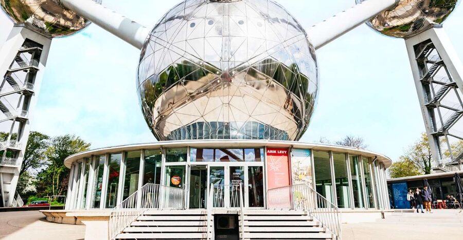 Brussels: Atomium Entry Ticket with Design Museum Ticket - The eight-minute walk to Design Museum Brussels