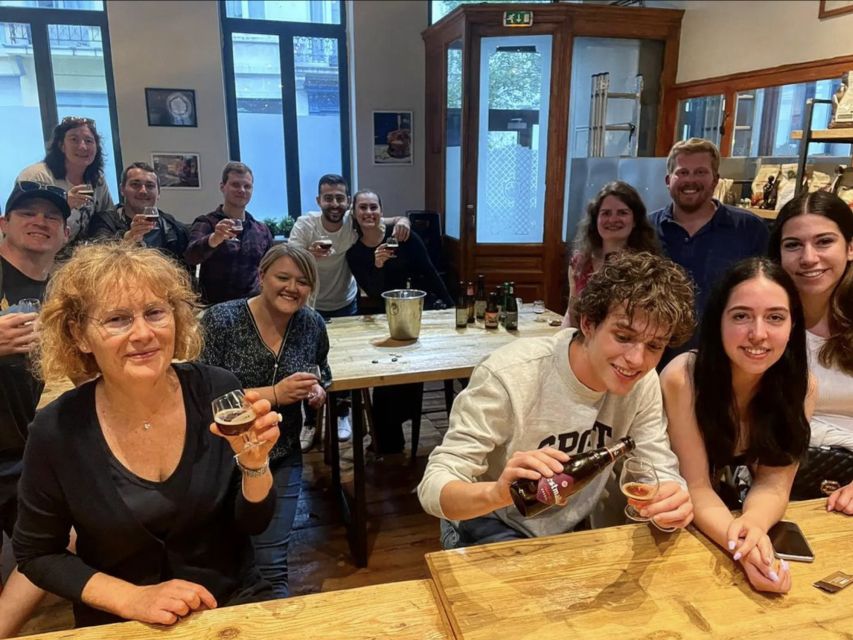 Brussels: Belgian Beer Tasting and Course at a Private Bar - The tasting itself: compare, do not just drink