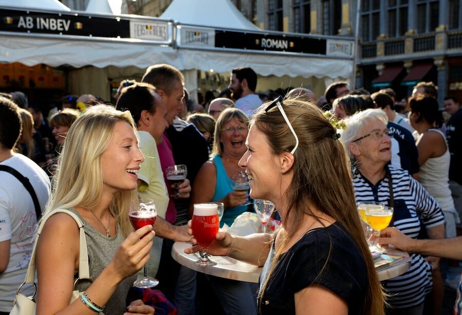 Brussels: Belgian Beer Tasting Tour - A La Mort Subite, a family-owned Brussels classic