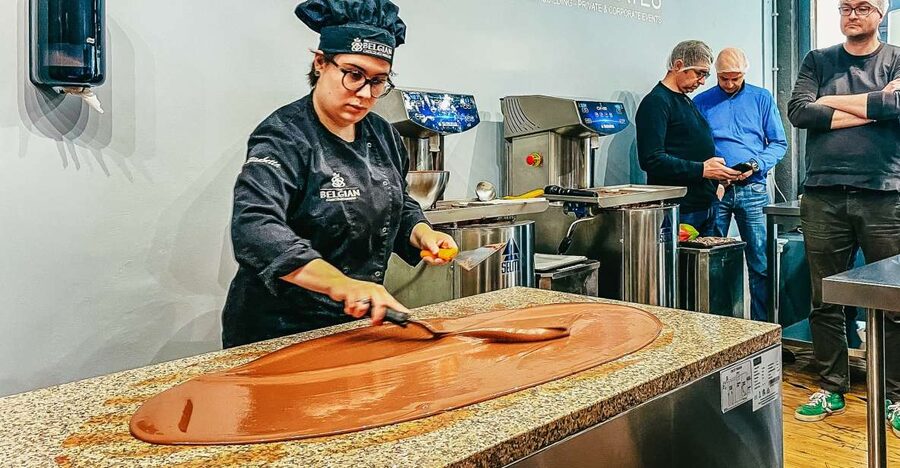 Brussels: Belgian Chocolate Making Workshop with Tastings - Starting at Place de la Justice 5