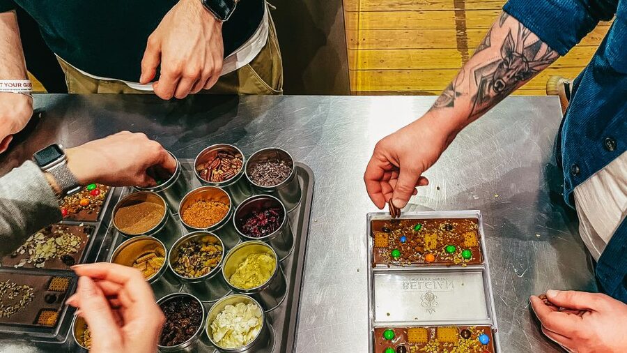 Brussels: Belgian Chocolate Making Workshop with Tastings - From cacao pod to bitter bean