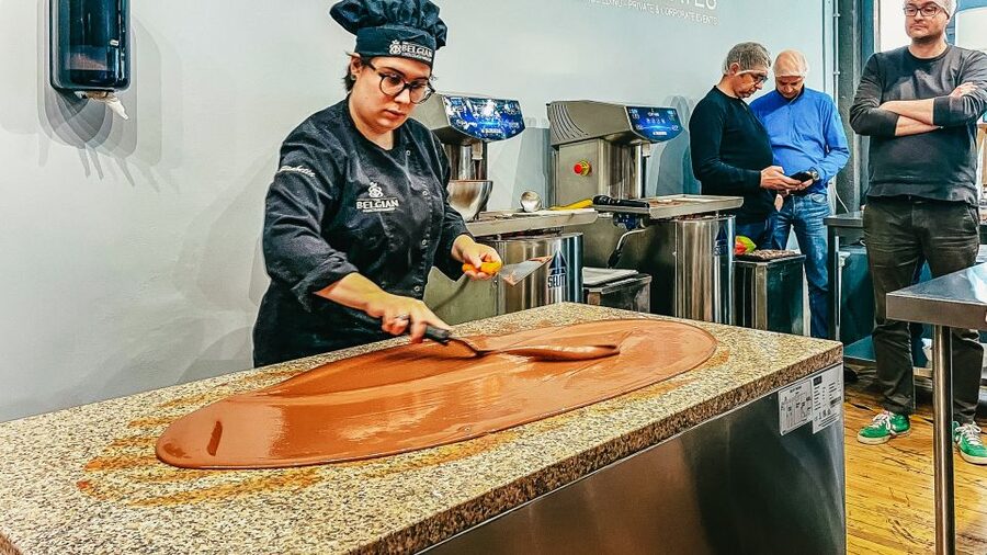Brussels: Belgian Chocolate Making Workshop with Tastings - Mendiants, truffles, and a box for the journey home