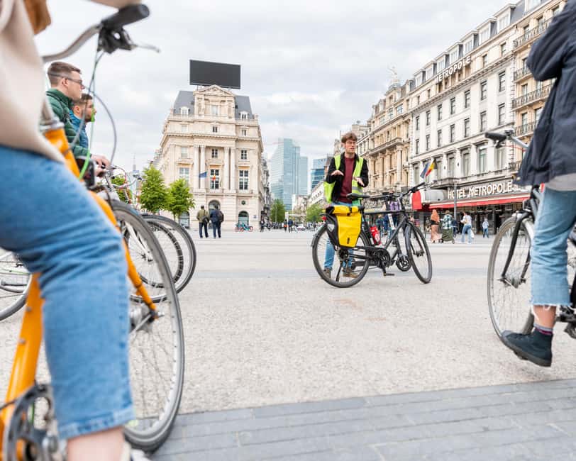 Brussels: City Highlights and Hidden Gems Bike Tour - Key points at a glance